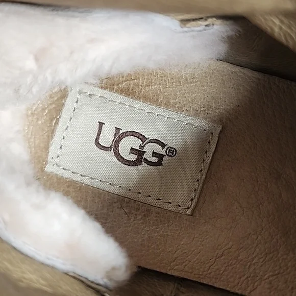 UGG Fringe Suede Moccasins - Sand Size 9.5 - Picture 9 of 10